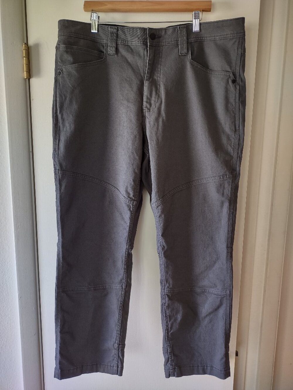 Wrangler Men’s Gray Utility Work Pants Regular Fit 38x29 Cotton Blend Carpenter